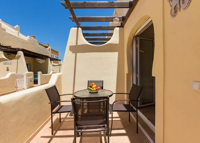 Home2book Stunning Sultan Casa Estrella, Pool 度假居 *