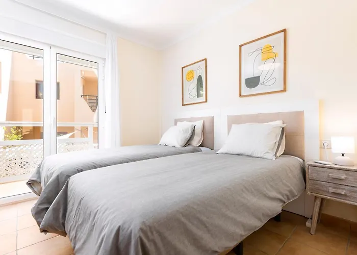 Home2book Stunning Sultan Casa Estrella, Pool 度假居 科拉雷侯