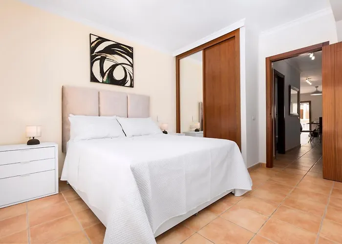 度假居 Home2book Stunning Sultan Casa Estrella, Pool 科拉雷侯