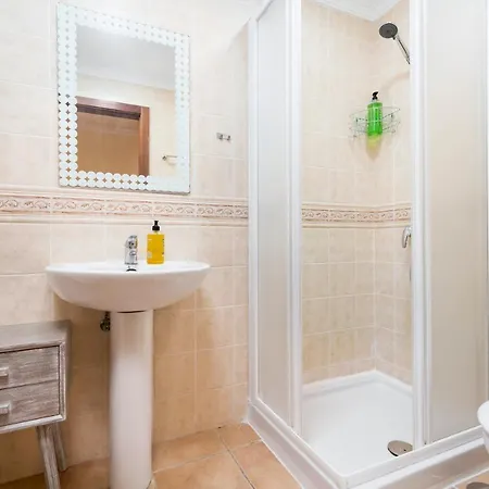 Tatil Evi Home2book Stunning Sultan Casa Estrella, Pool